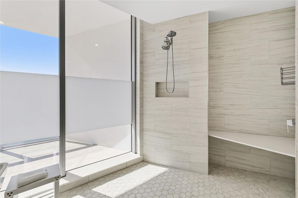 Image 40 of property listing at 5120 MARINA WAY 8804, Tampa, FL 33611