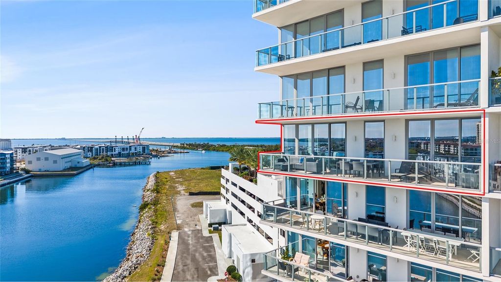 Image 6 of property listing at 5120 MARINA WAY 8804, Tampa, FL 33611