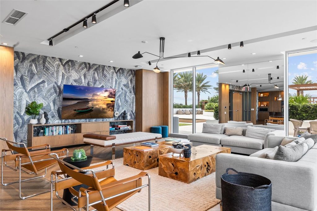 Image 71 of property listing at 5120 MARINA WAY 8804, Tampa, FL 33611