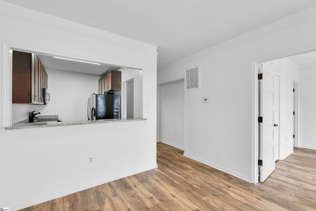 233 N Main Street Unit 406, Greenville, SC 29601