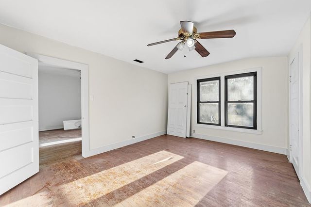 332 Powell Ave, Kerrville, TX 78028