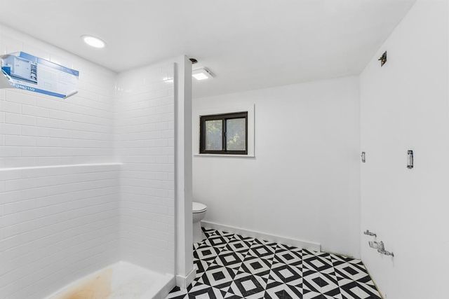 332 Powell Ave, Kerrville, TX 78028