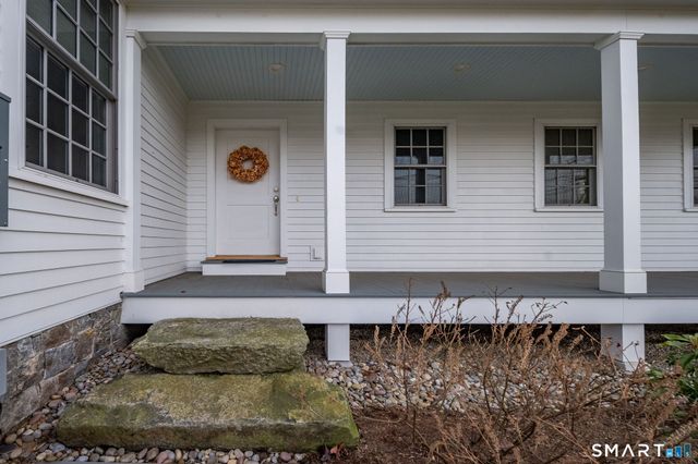 908 Boston Post Road 908, Madison, CT 06443