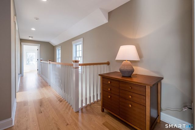 908 Boston Post Road 908, Madison, CT 06443