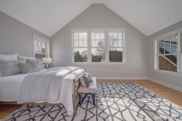 908 Boston Post Road 908, Madison, CT 06443