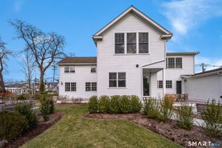 908 Boston Post Road 908, Madison, CT 06443