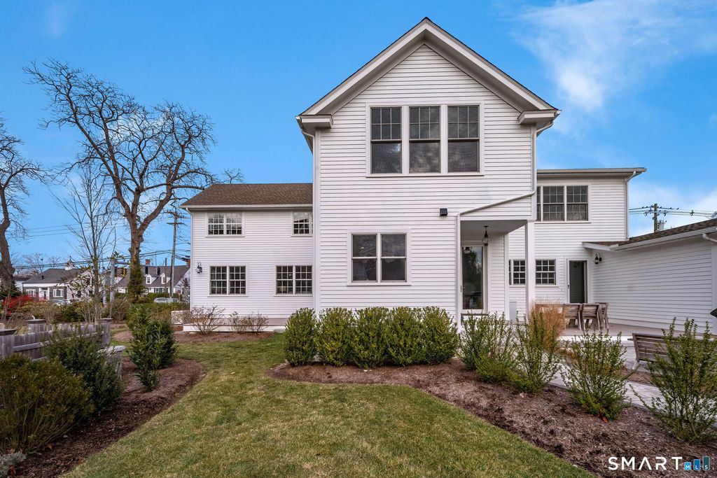 908 Boston Post Road 908, Madison, CT 06443