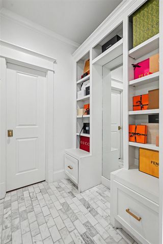 504 W 10th Street, Houston, TX 77008