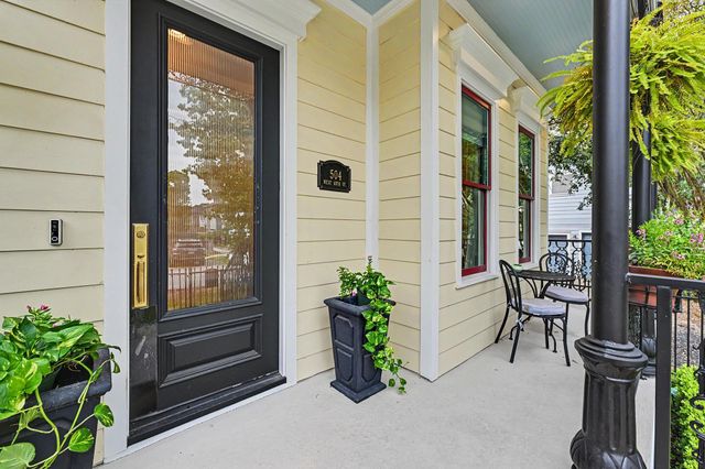 504 W 10th Street, Houston, TX 77008
