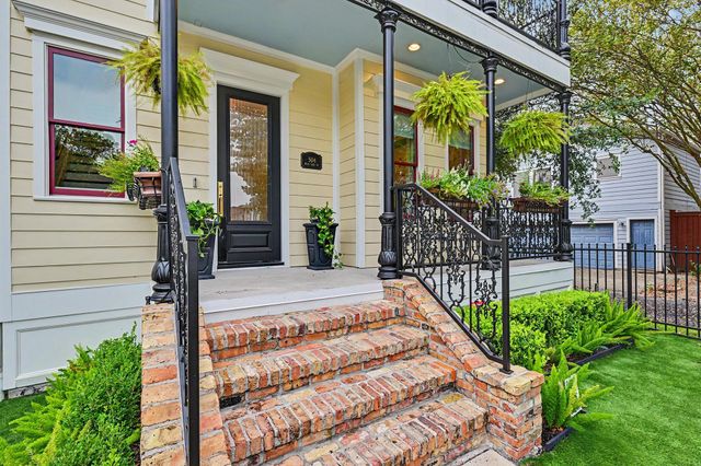504 W 10th Street, Houston, TX 77008