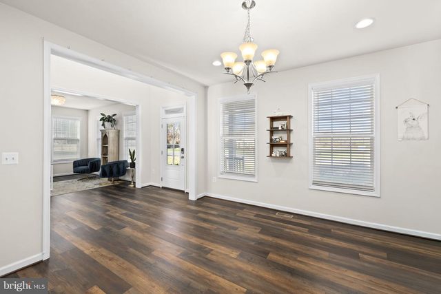 102 LIBERTY HALL DR, Fredericksburg, VA 22406