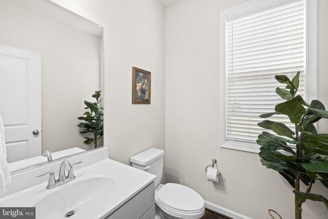 102 LIBERTY HALL DR, Fredericksburg, VA 22406