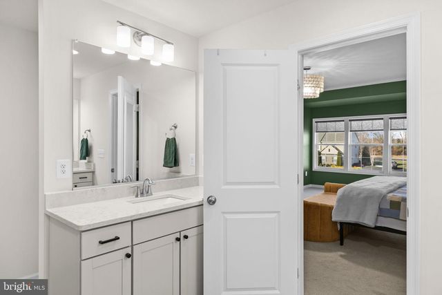 102 LIBERTY HALL DR, Fredericksburg, VA 22406