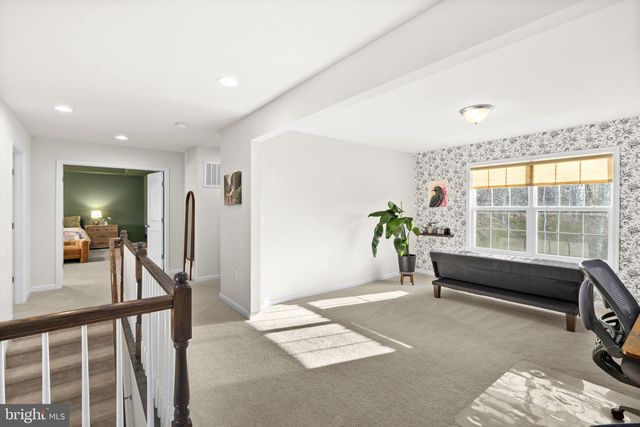 102 LIBERTY HALL DR, Fredericksburg, VA 22406