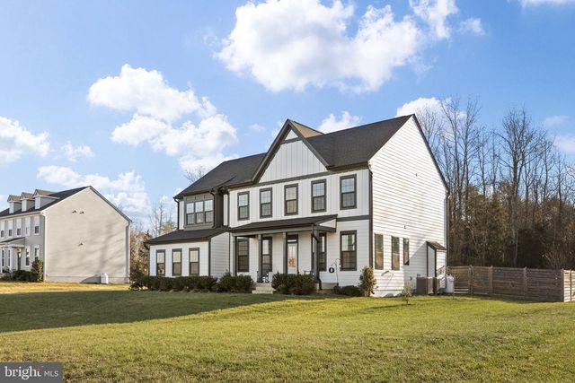 102 LIBERTY HALL DR, Fredericksburg, VA 22406