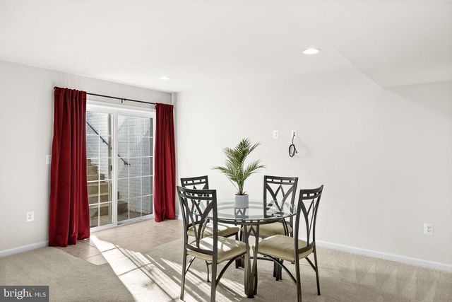 102 LIBERTY HALL DR, Fredericksburg, VA 22406