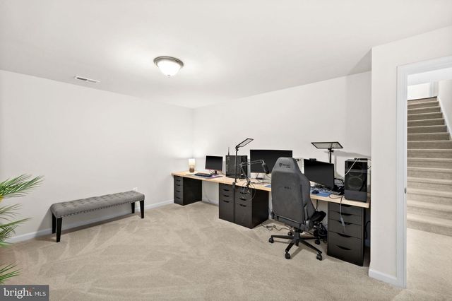 102 LIBERTY HALL DR, Fredericksburg, VA 22406