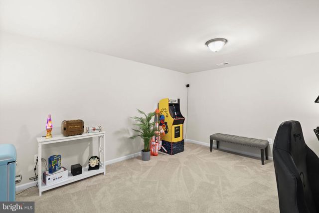 102 LIBERTY HALL DR, Fredericksburg, VA 22406