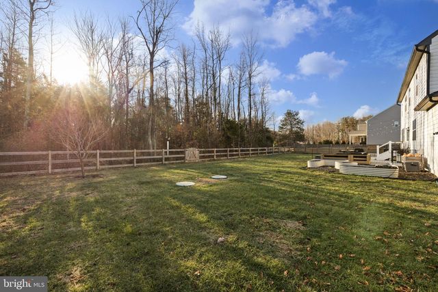 102 LIBERTY HALL DR, Fredericksburg, VA 22406