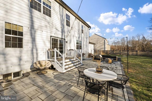 102 LIBERTY HALL DR, Fredericksburg, VA 22406