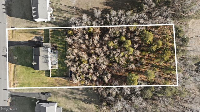 102 LIBERTY HALL DR, Fredericksburg, VA 22406