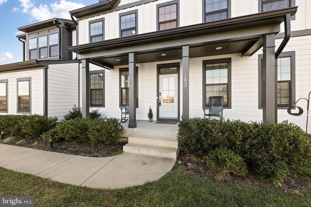 102 LIBERTY HALL DR, Fredericksburg, VA 22406