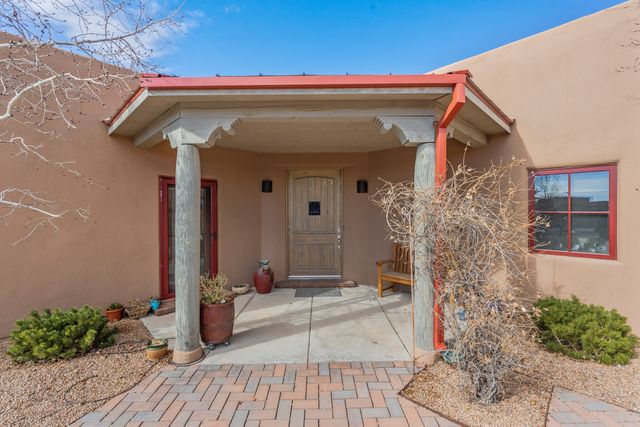 1 Camino Barranca, Santa Fe, NM 87507