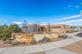 1 Camino Barranca, Santa Fe, NM 87507