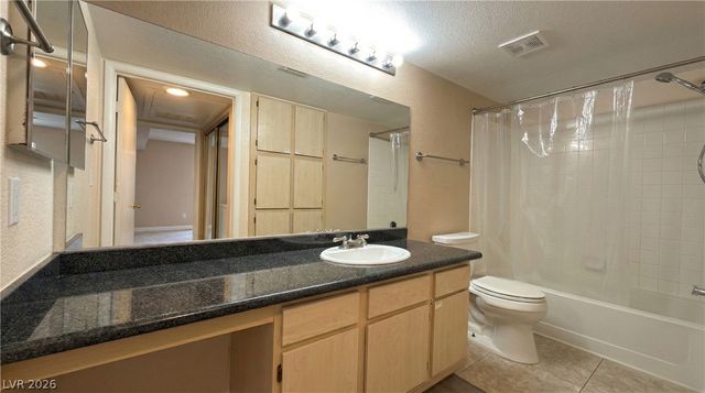 8101 West Flamingo Road 1060, Las Vegas, NV 89147