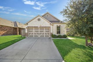 907 Thrasher Glade DR, Pflugerville, TX 78660