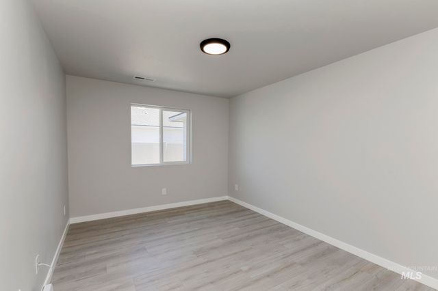 18460 N Sweet William Ave, Nampa, ID 83687