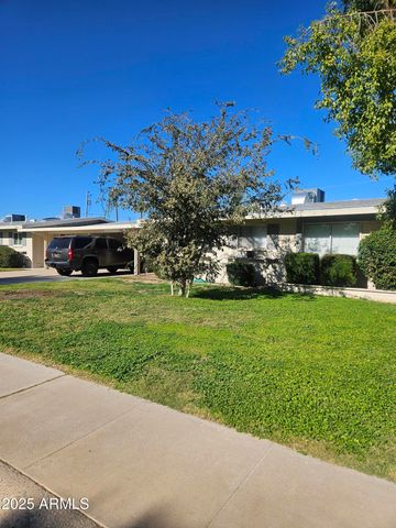 10262 W SNEAD Circle N, Sun City, AZ 85351