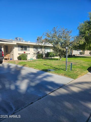 10262 W SNEAD Circle N, Sun City, AZ 85351