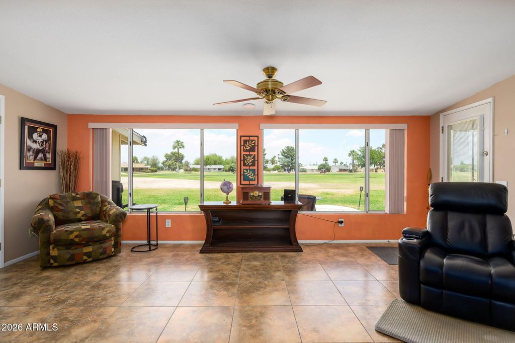 Image 15 of property listing at 10262 W SNEAD Circle N, Sun City, AZ 85351