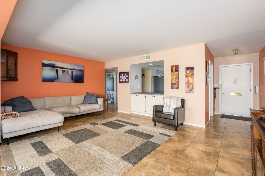 Image 16 of property listing at 10262 W SNEAD Circle N, Sun City, AZ 85351