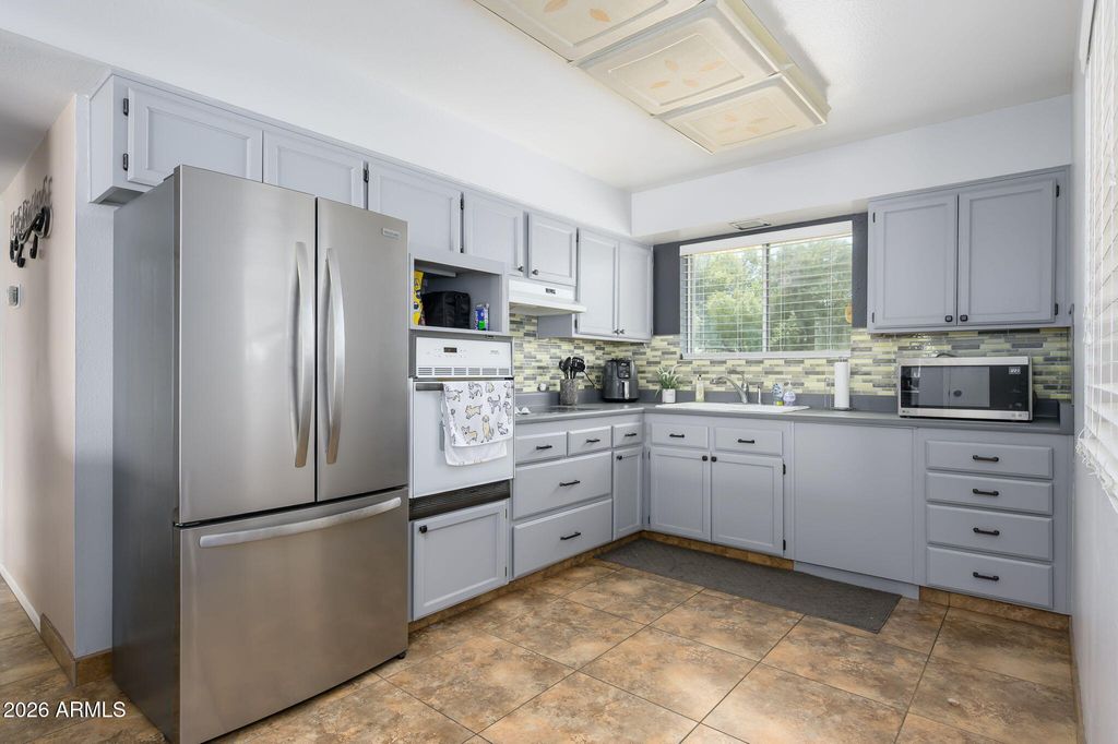 Image 23 of property listing at 10262 W SNEAD Circle N, Sun City, AZ 85351