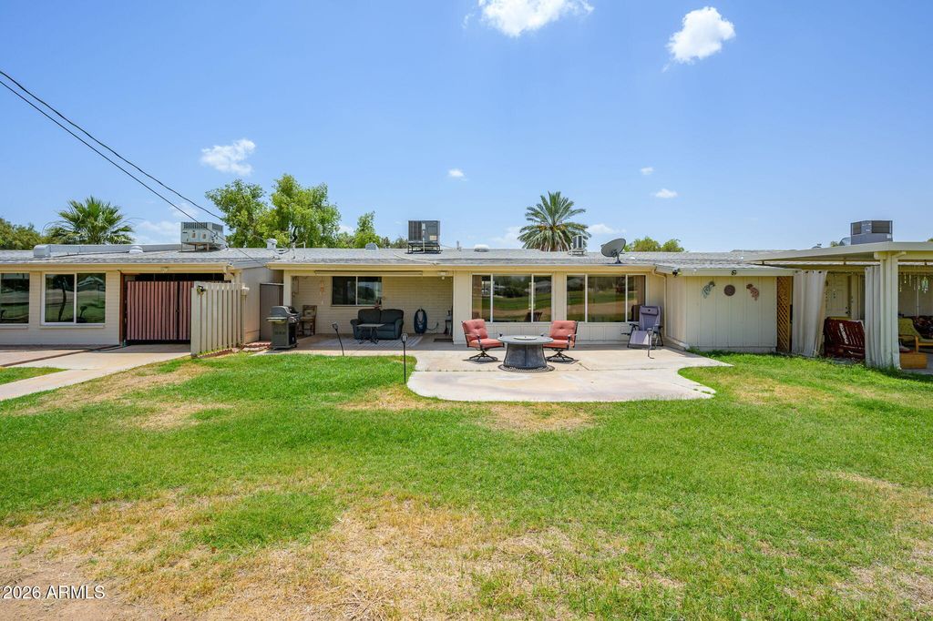 Image 7 of property listing at 10262 W SNEAD Circle N, Sun City, AZ 85351