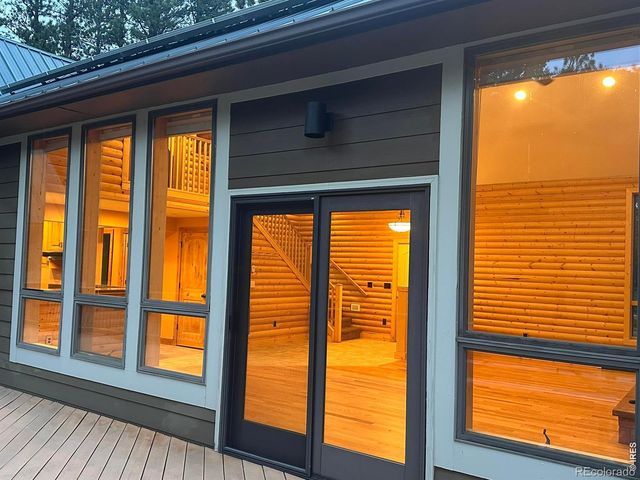 195 Rockledge Circle, Lyons, CO 80540