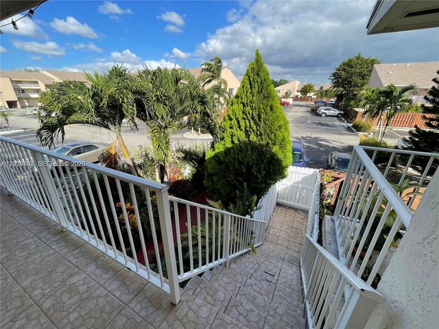 8480 SW 154th Cir Ct 920, Miami, FL 33193
