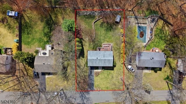 47 Siek Rd, Kinnelon Boro, NJ 07405
