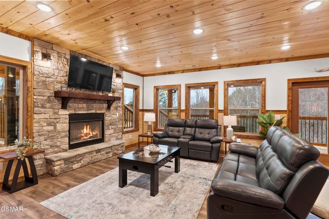 406 Long Hollow Road, Sevierville, TN 37876