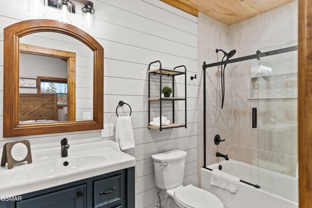 406 Long Hollow Road, Sevierville, TN 37876