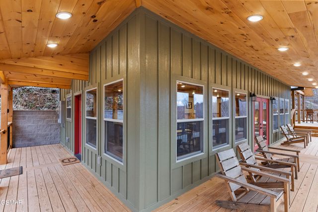 406 Long Hollow Road, Sevierville, TN 37876