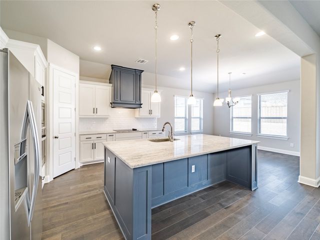 3024 Capital Hill Drive, Burleson, TX 76028