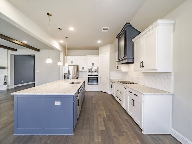 3024 Capital Hill Drive, Burleson, TX 76028