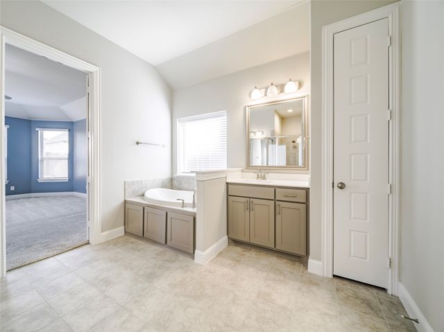 3024 Capital Hill Drive, Burleson, TX 76028