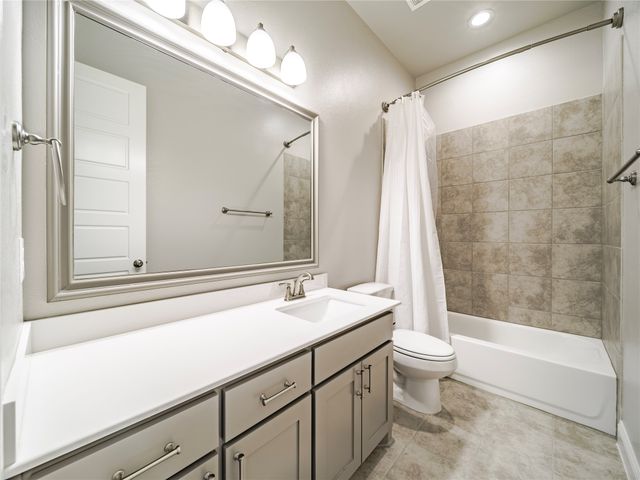 3024 Capital Hill Drive, Burleson, TX 76028