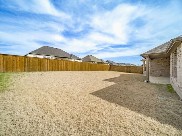 3024 Capital Hill Drive, Burleson, TX 76028