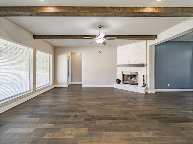 3024 Capital Hill Drive, Burleson, TX 76028