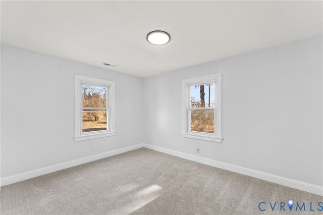 352 3rd St, Emporia, VA 23847